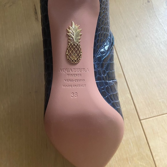 Aquazzura Editor 45mm booties in Navy, NWOT - Picture 7 of 11